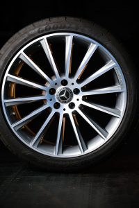 Used car tyre with alloy wheel